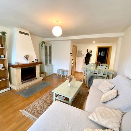 Casa En Villanúa Екстериор снимка