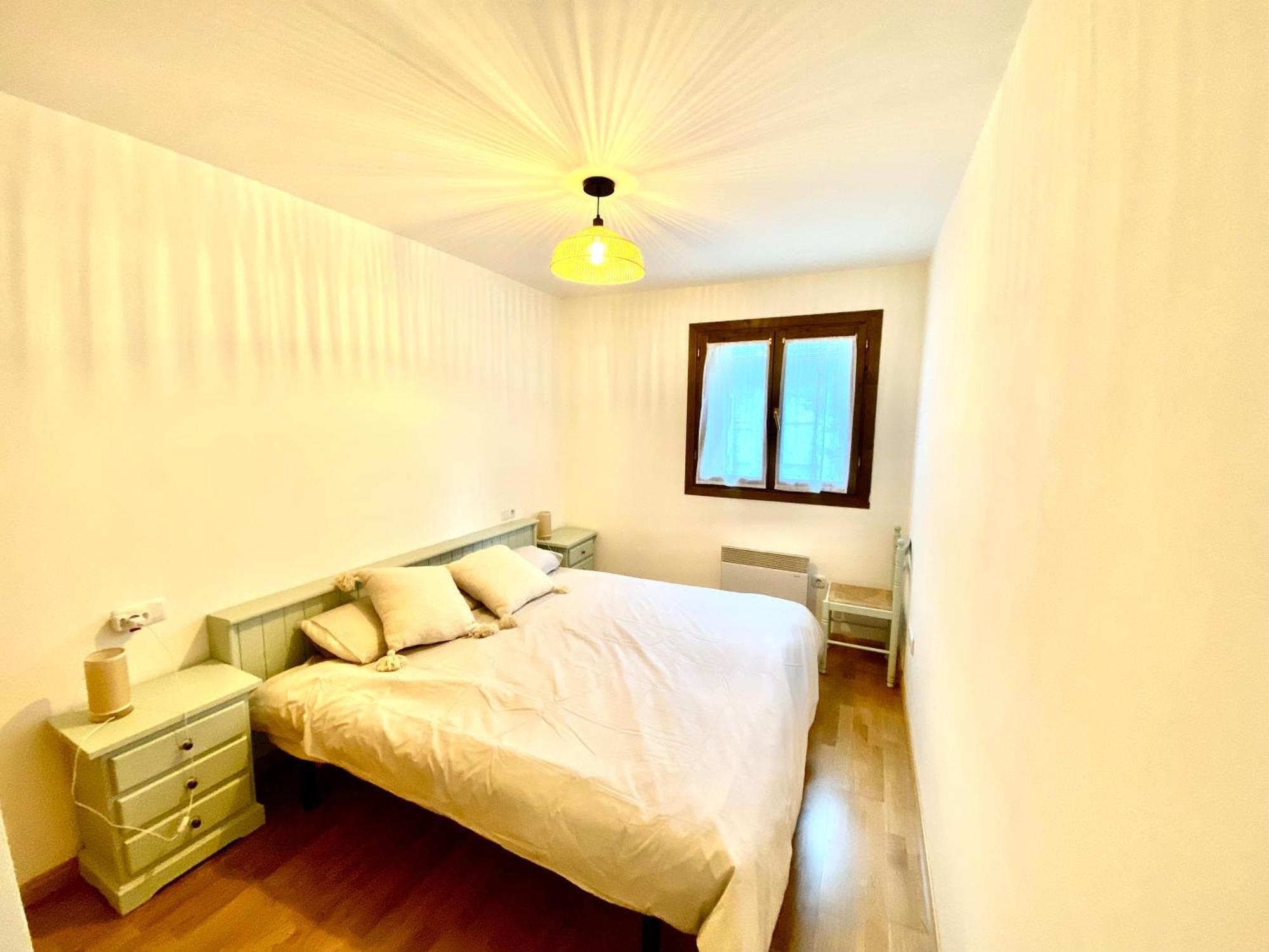 Casa En Villanúa Екстериор снимка