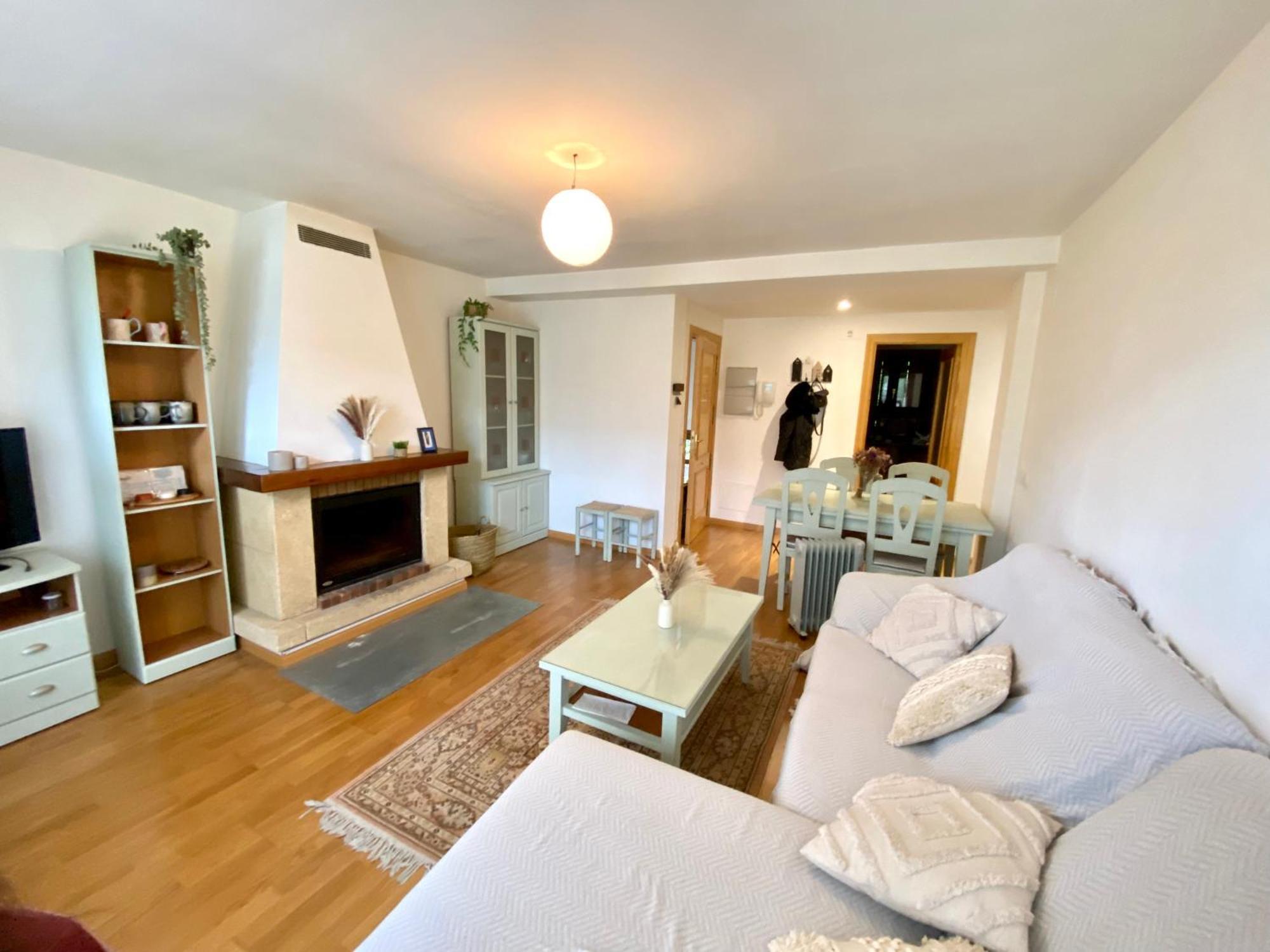 Casa En Villanúa Екстериор снимка